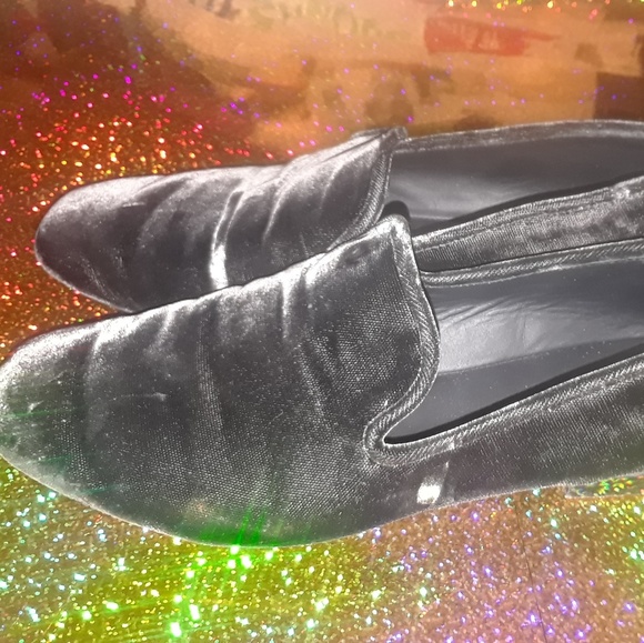 Vince Black Velvet Loafers - Picture 3 of 8